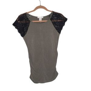 Design history shirt size medium